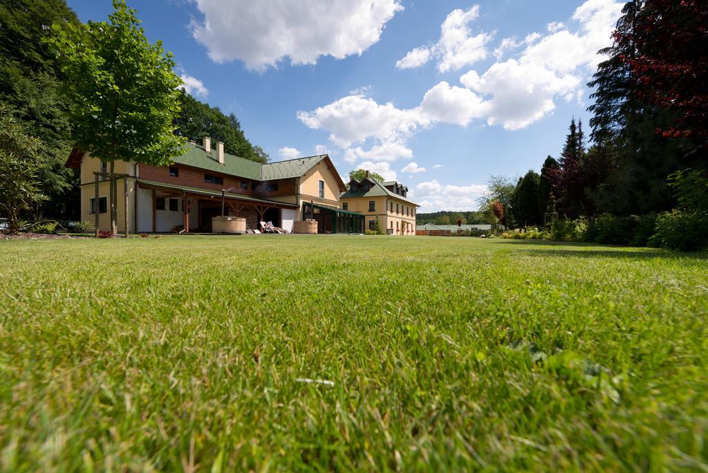 Resort Johanka Kamenice nad Lipou Oda fotoğraf